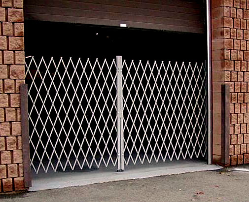 business_storefront_gates_houston